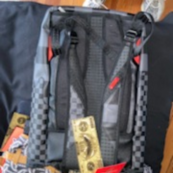 Sprayground backpack - Picture 3 of 5
